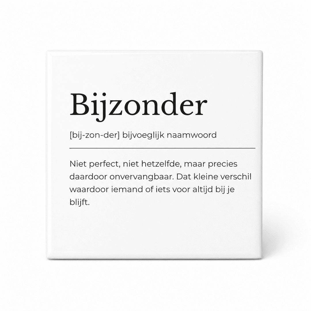 Bijzonder woordenboektegeltje op keramiek