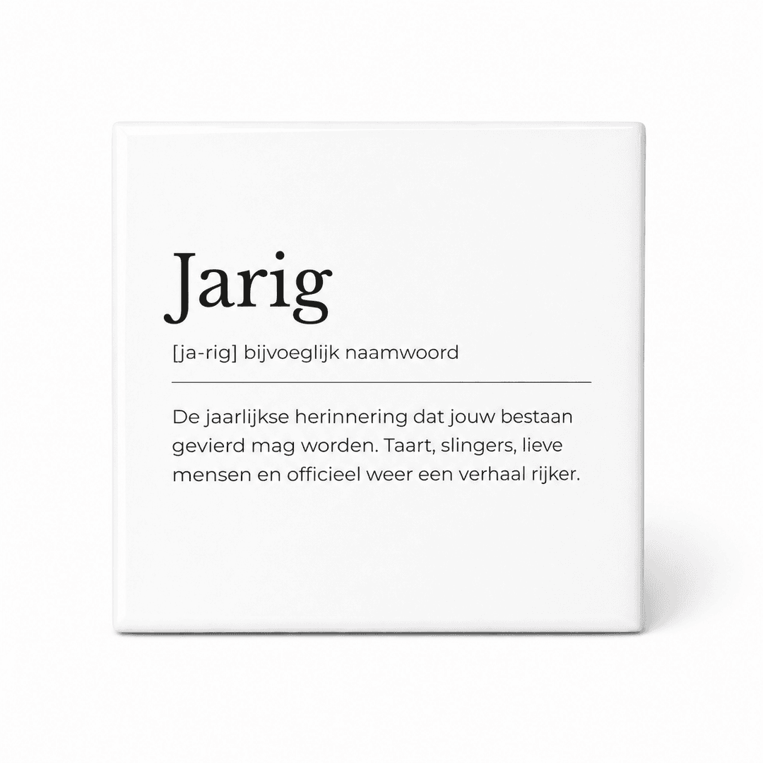 Jarig woordenboektegeltje op keramiek