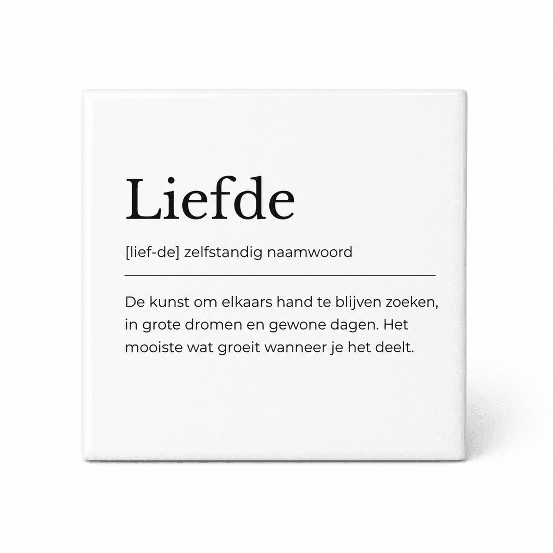 Liefde woordenboektegeltje op keramiek